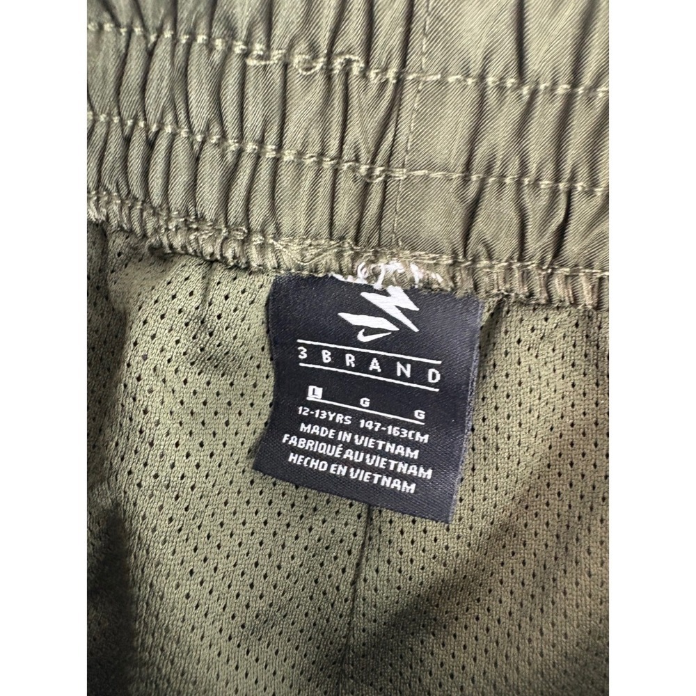 Nike Boys Cargo Shorts Olive Green Russell Wilson 3 Brand Size L 12-13 yrs - Picture 6 of 10